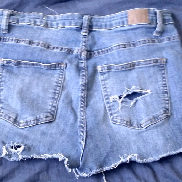 Shorts - Picture 2 of 2